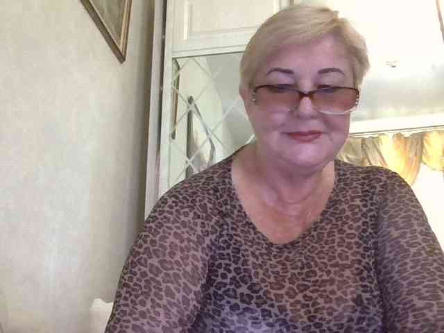 KarinkaSweet webcam