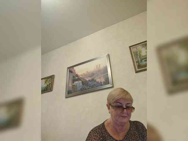 KarinkaSweet webcam