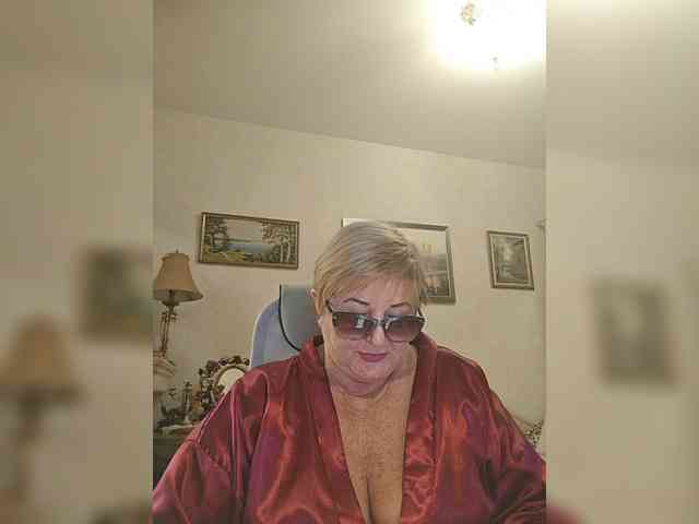 KarinkaSweet webcam