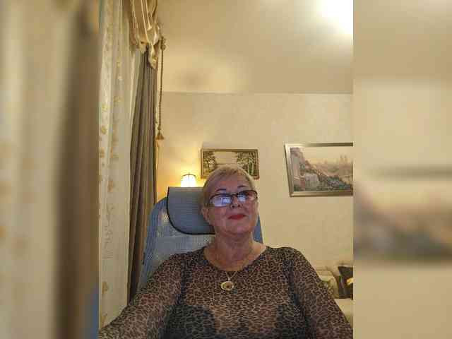 KarinkaSweet webcam