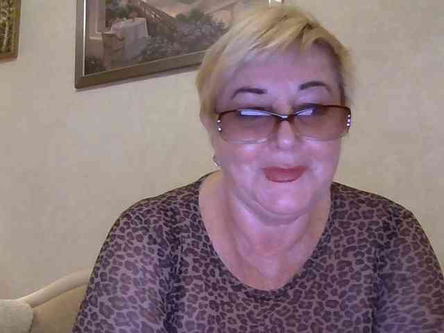KarinkaSweet webcam