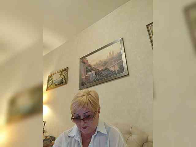 KarinkaSweet webcam