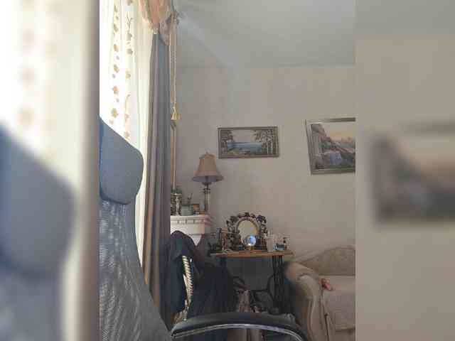KarinkaSweet webcam