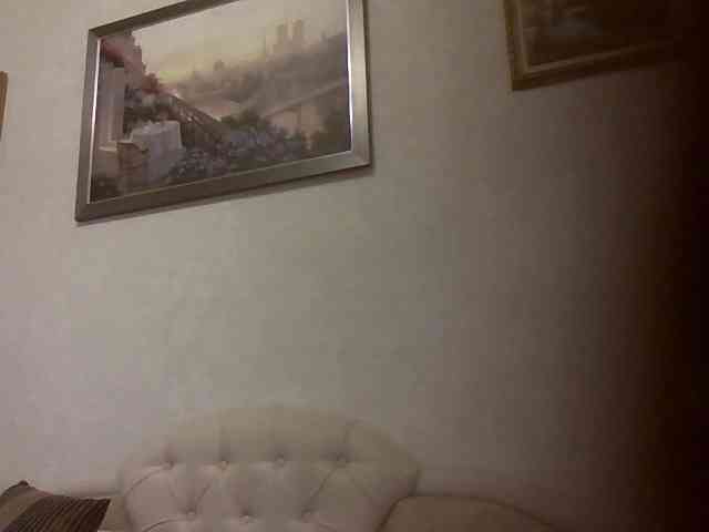 KarinkaSweet webcam