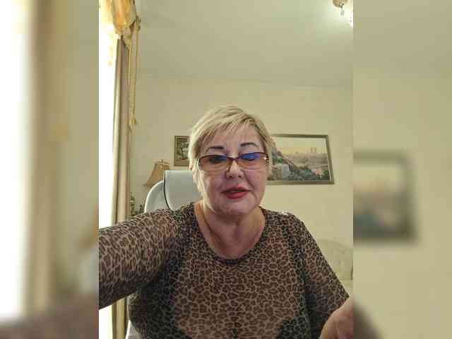 KarinkaSweet webcam