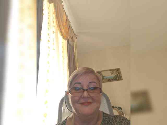 KarinkaSweet webcam