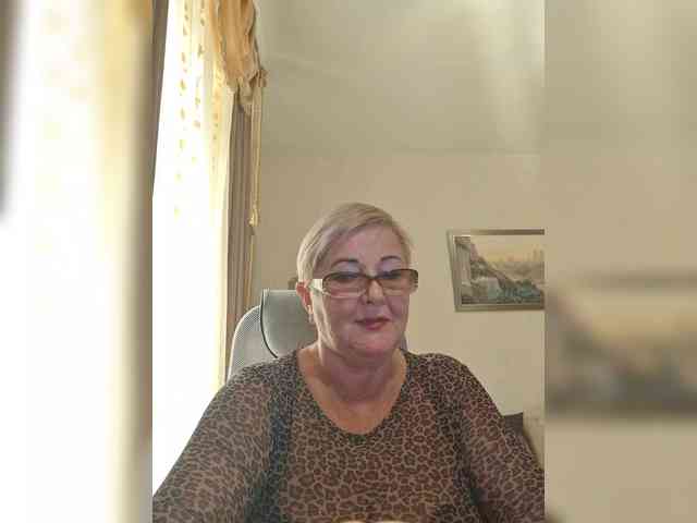 KarinkaSweet webcam