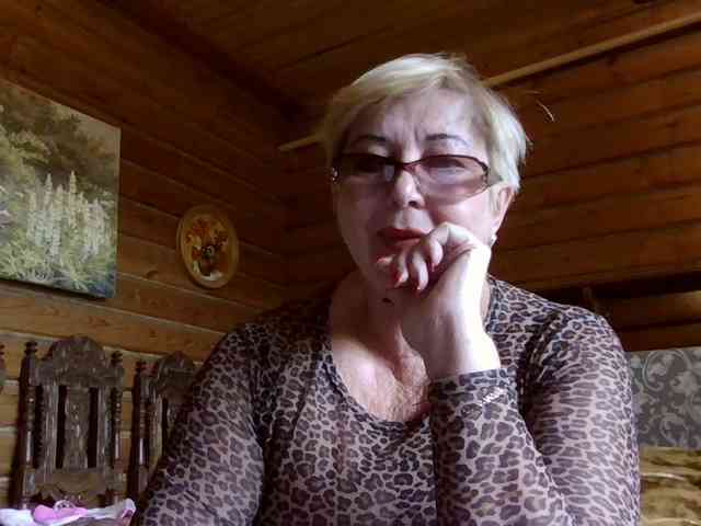 KarinkaSweet webcam