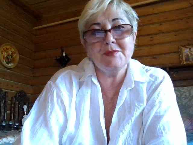 KarinkaSweet webcam