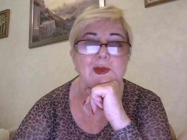 KarinkaSweet webcam