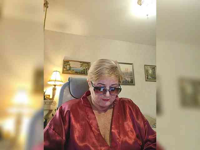 KarinkaSweet webcam