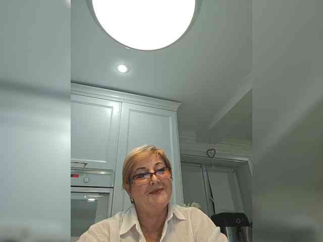 KarinkaSweet webcam
