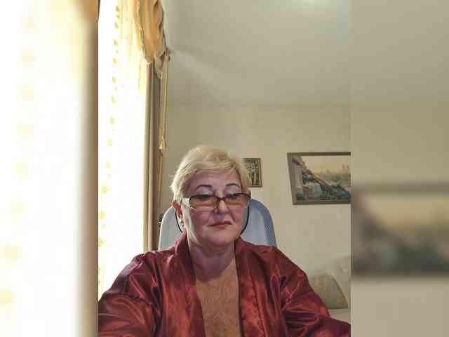 KarinkaSweet webcam