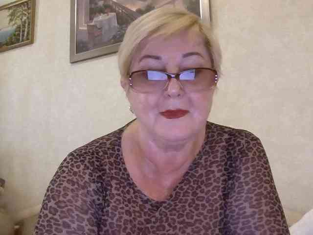 KarinkaSweet webcam