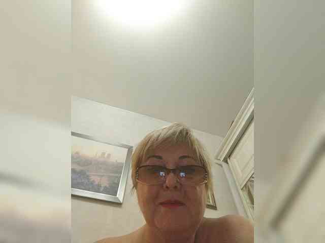 KarinkaSweet webcam