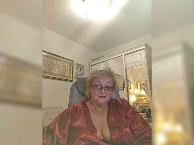 KarinkaSweet webcam