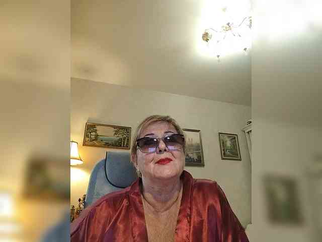 KarinkaSweet webcam