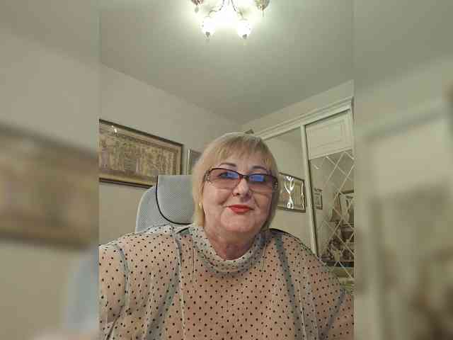 chat xxx KarinkaSweet