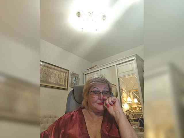 KarinkaSweet webcam