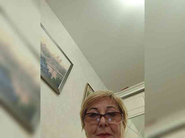 KarinkaSweet webcam