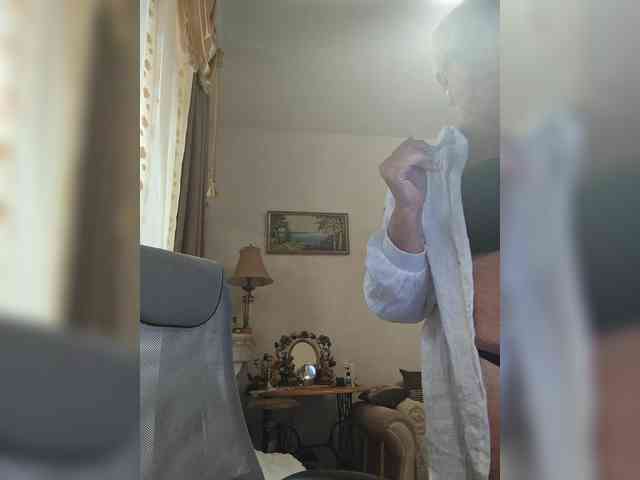 KarinkaSweet webcam