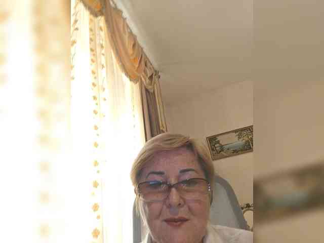 KarinkaSweet webcam