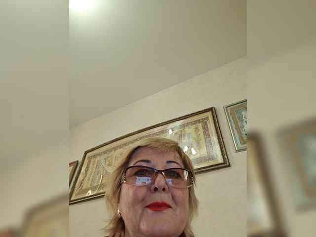 KarinkaSweet webcam