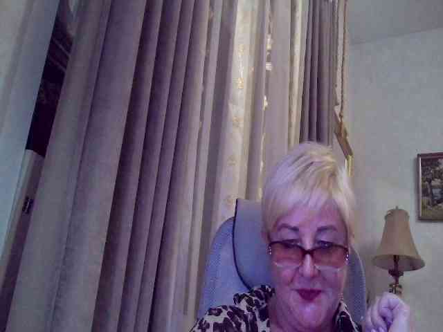 KarinkaSweet webcam
