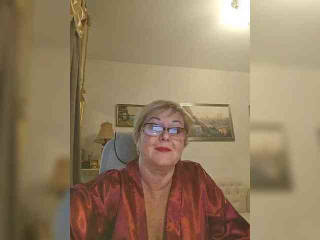 KarinkaSweet webcam