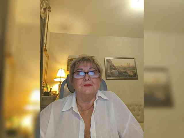 KarinkaSweet webcam