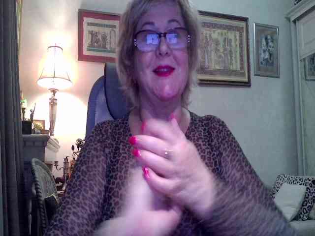 KarinkaSweet webcam