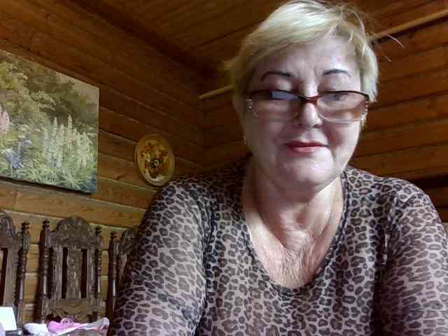 KarinkaSweet webcam