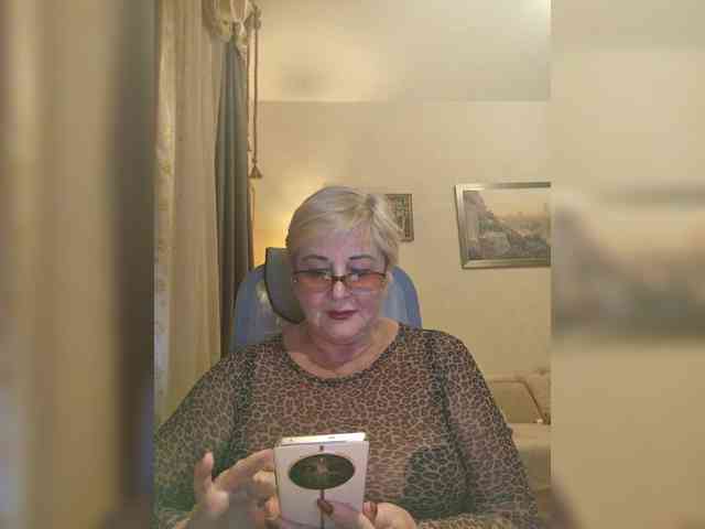 KarinkaSweet webcam