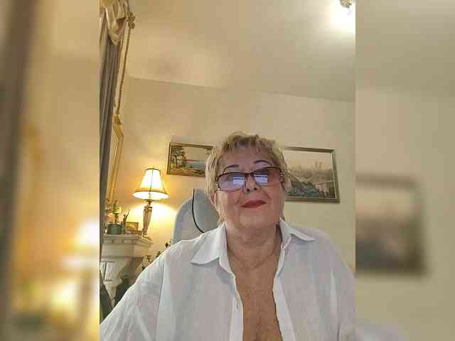KarinkaSweet webcam