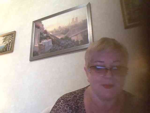 KarinkaSweet webcam