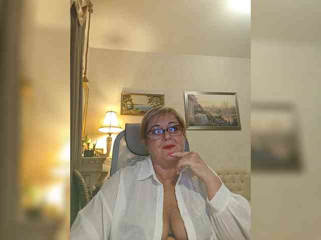 KarinkaSweet webcam