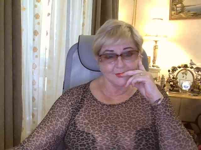 KarinkaSweet webcam