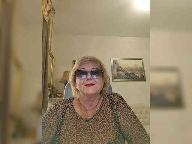 KarinkaSweet webcam