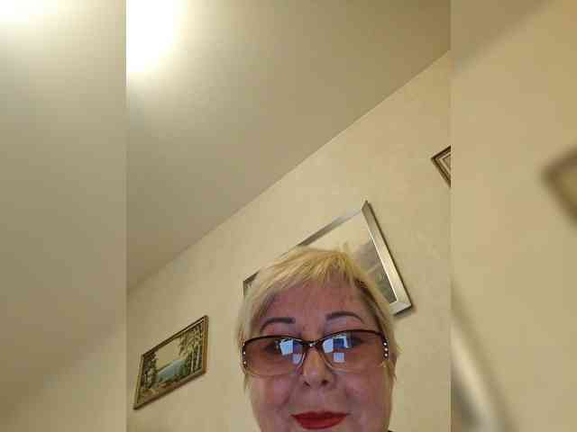 KarinkaSweet webcam