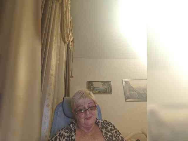 KarinkaSweet webcam