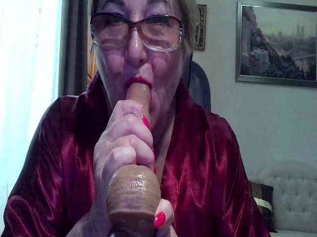 KarinkaSweet webcam