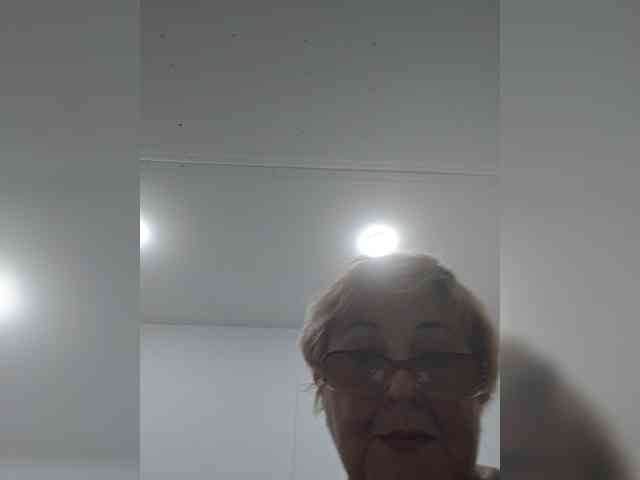 KarinkaSweet webcam