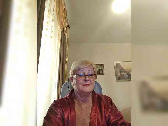 KarinkaSweet webcam