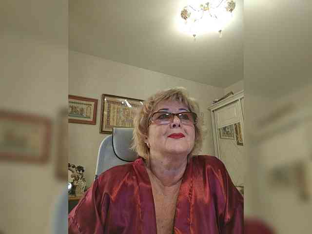 KarinkaSweet webcam