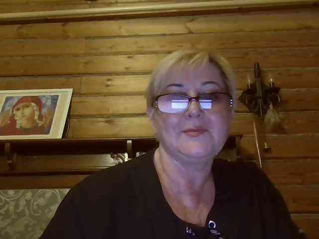 KarinkaSweet webcam