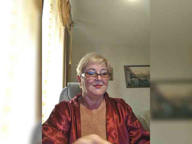 KarinkaSweet webcam
