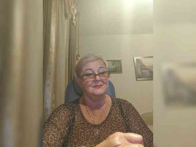 KarinkaSweet webcam