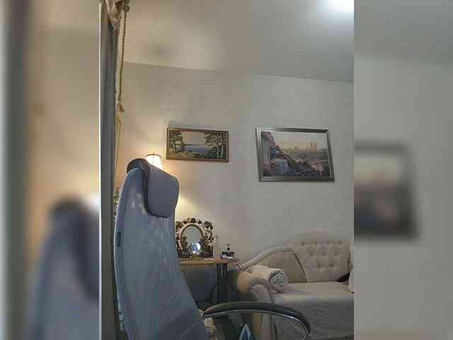 KarinkaSweet webcam