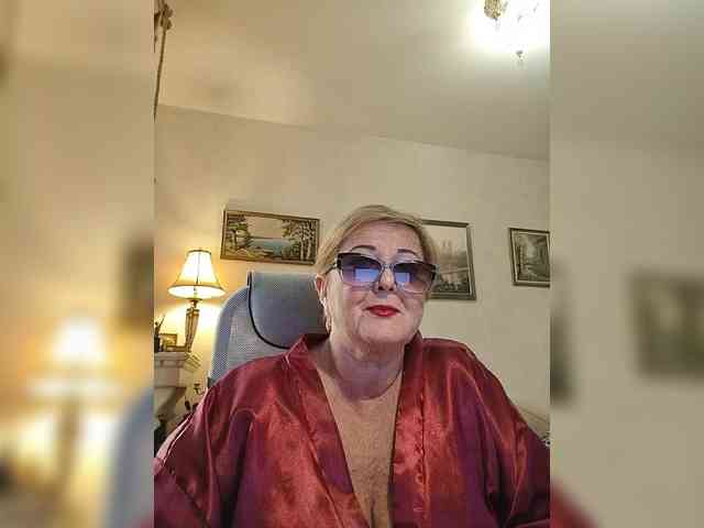 KarinkaSweet webcam