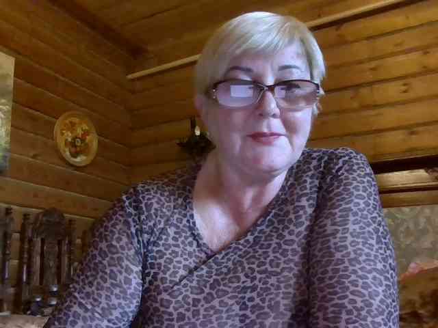 KarinkaSweet webcam